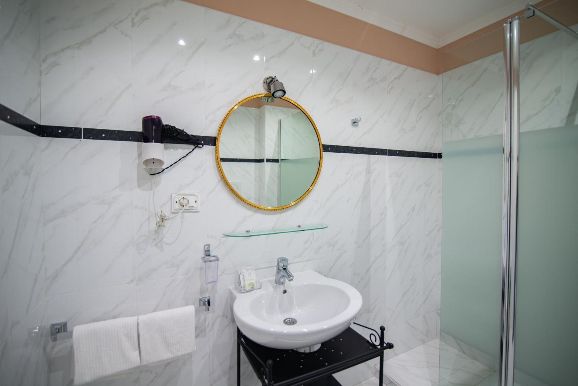 Home Grifondoro Affittacamere Gênes Extérieur photo